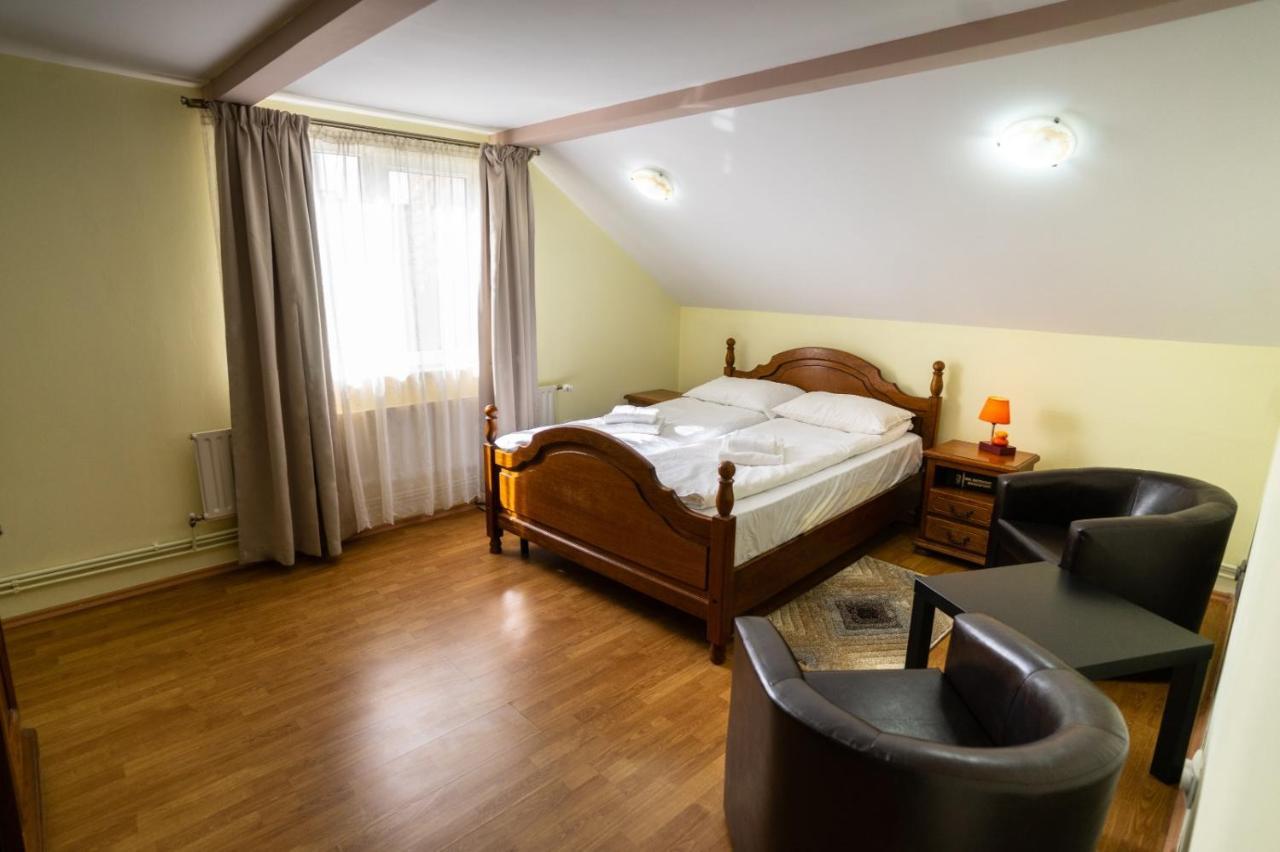 Casa Mihai Ξενοδοχείο Μπρασόβ Εξωτερικό φωτογραφία